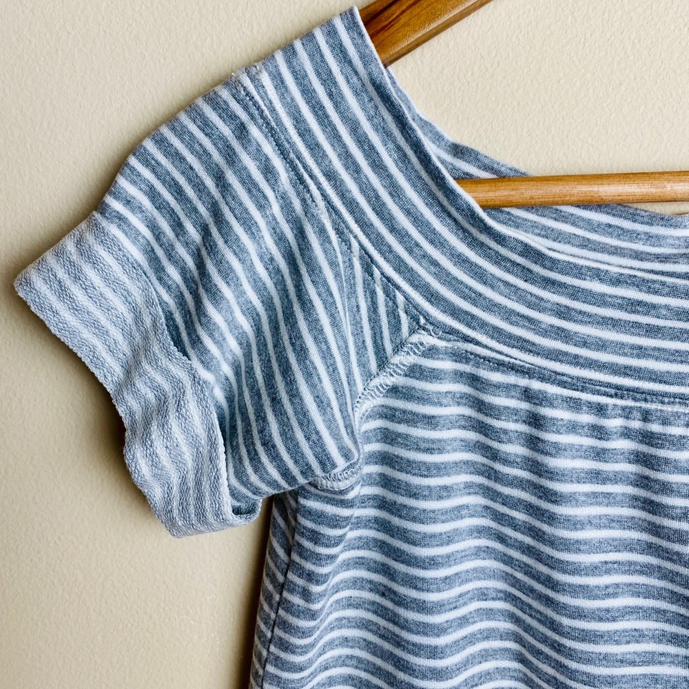 NWT ANTHROPOLOGIE Off Shoulder Grey Top, XS - Picture 6 of 9